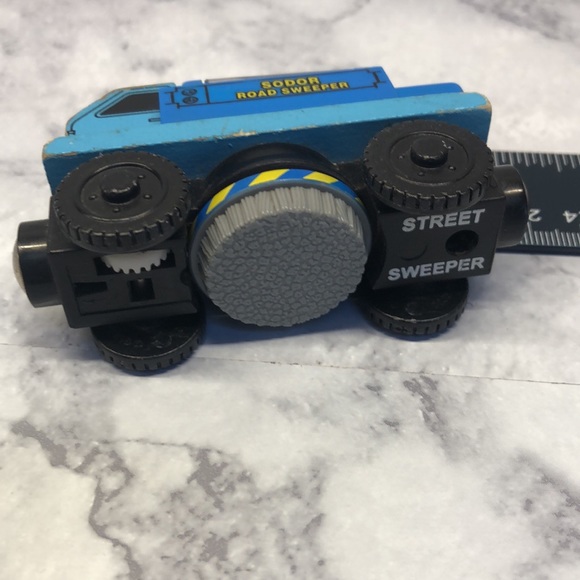 Thomas & Friends Sodor Road Sweeper - Picture 7 of 8